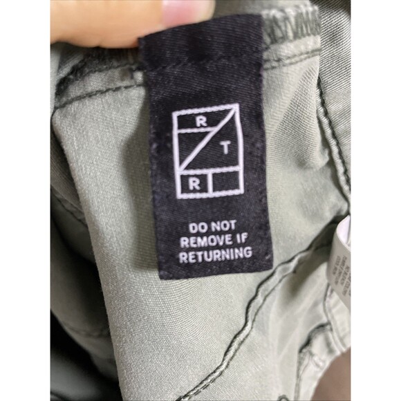 $128 PISTOLA Pants Tammy High Rise Ankle Button Hem Colonel Green Size 30 - Picture 12 of 12